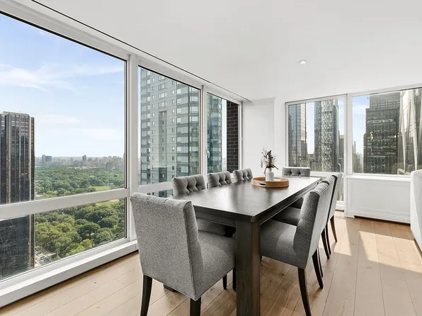 322 W 57th St APT 56K, New York, NY 10019