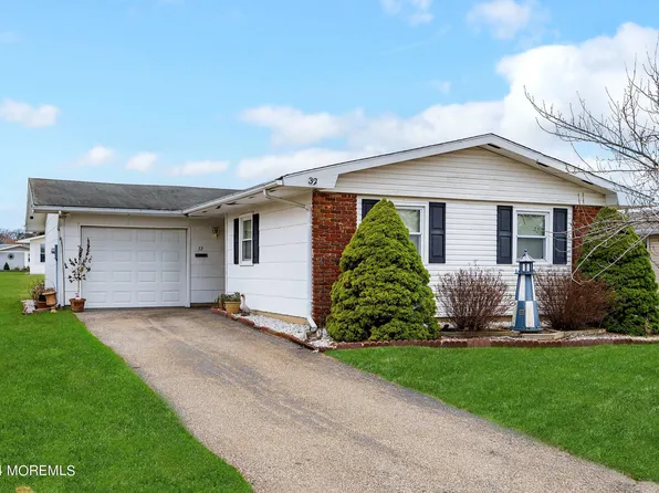 32 Rossetti Court, Brick, NJ 08724