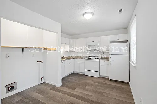 318 Mount Everest Dr #D Photo 1