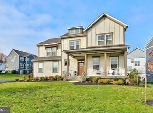 24289 Grayleaf Willow Pl, Aldie, VA 20105