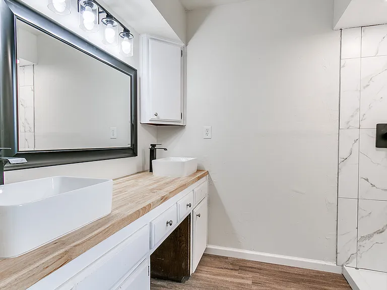 3300 SW 40th St — Photo 11