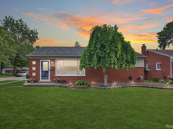 28815 Minton St, Livonia, MI 48150