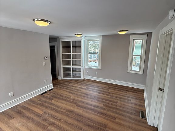2nd image of 184 Church St #2