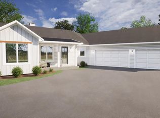 43 Cougar Ct, Fond Du Lac, WI 54935