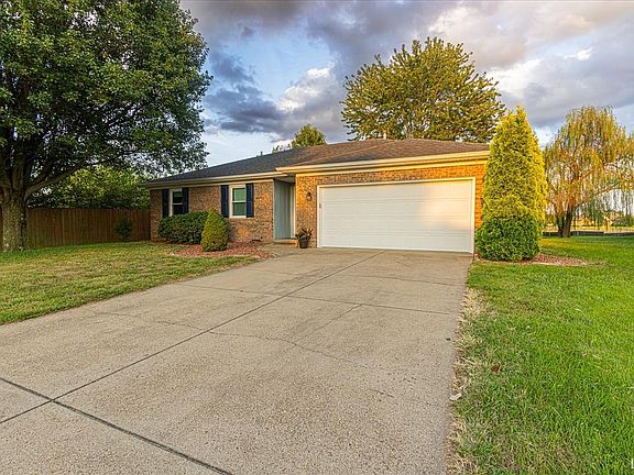 2nd image of 5044 Sequoia Dr