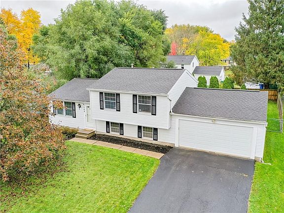 4th image of 1564 Starflower Ct
