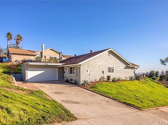 2nd image of 13480 Lochrin Ln