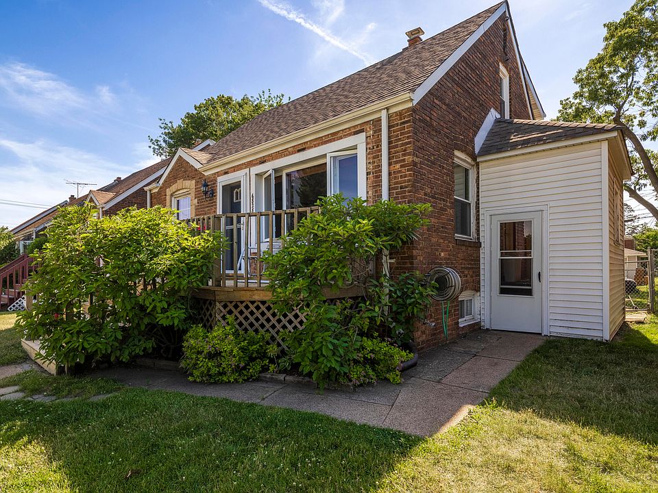 6828 Schneider Ave, Hammond, IN 46323 | MLS #840456 | Zillow