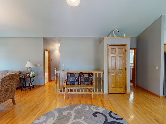 2nd image of 1100 Sunnyside Ct