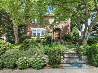 7 Archer Dr, Bronxville, NY 10708