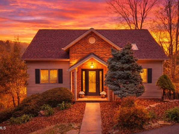 170 Aston Pl, Kingsport, TN 37660