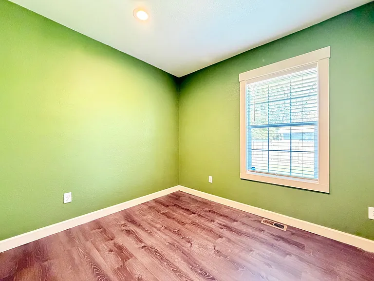 10107 SE Harold St — Photo 15