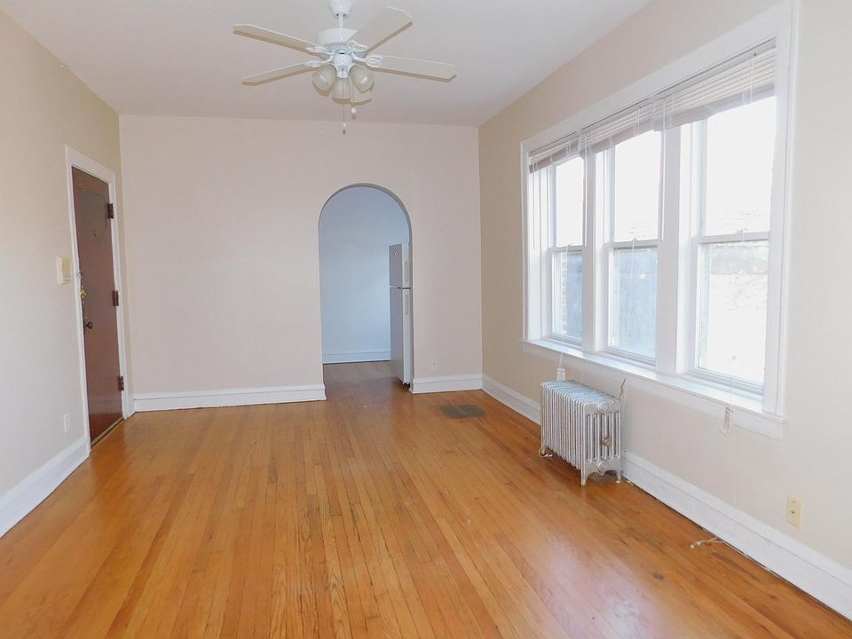 1st image of 1145A Morse Ave