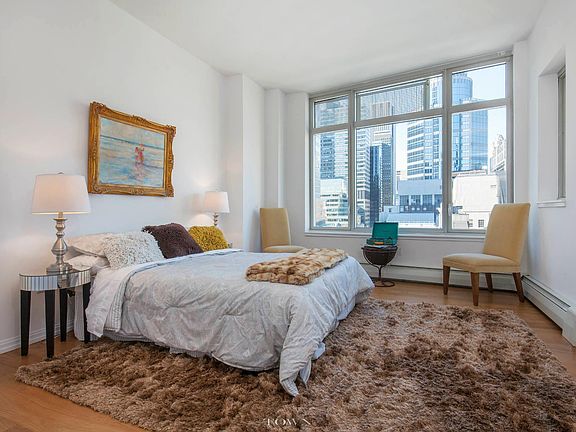 4th image of 205 E 59th St APT 13C