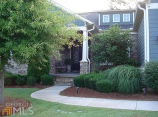 3170 Scarlet Oak Ln, Gainesville, GA 30504