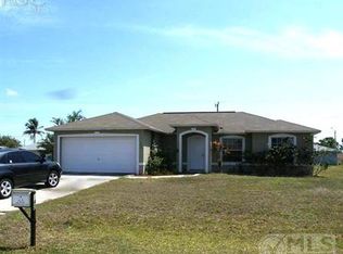 142 SE 10th Ter, Cape Coral, FL 33990