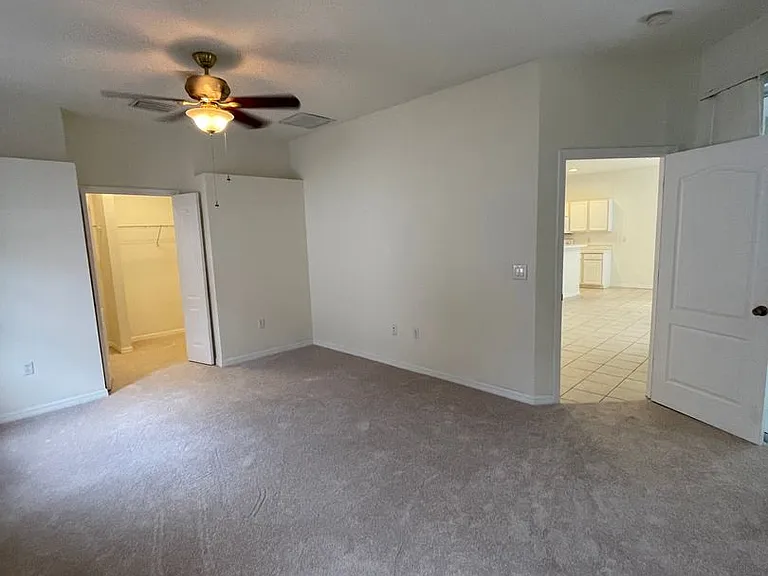 870 Greystone Ln — Photo 20