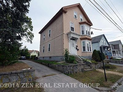 1st image of 200 S Clarendon St #1