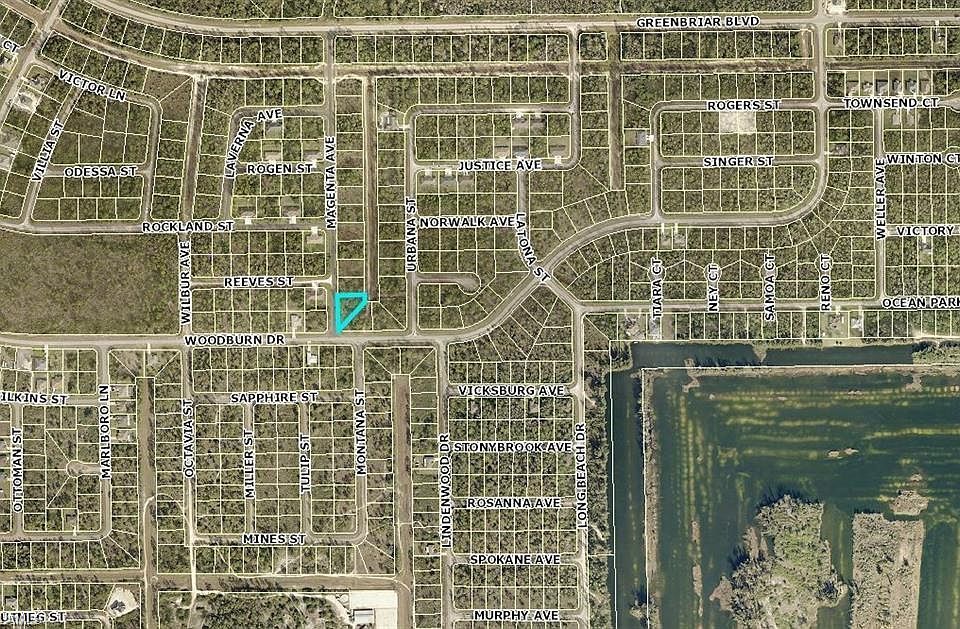 1st image of 1902/1904 Magenta Ave