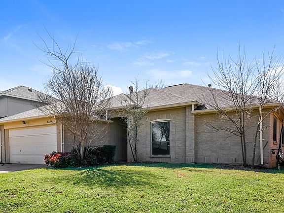 3rd image of 8336 Cloverglen Ln