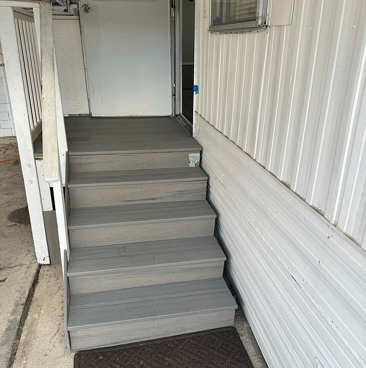 1st image of 729 17th Ave #24
