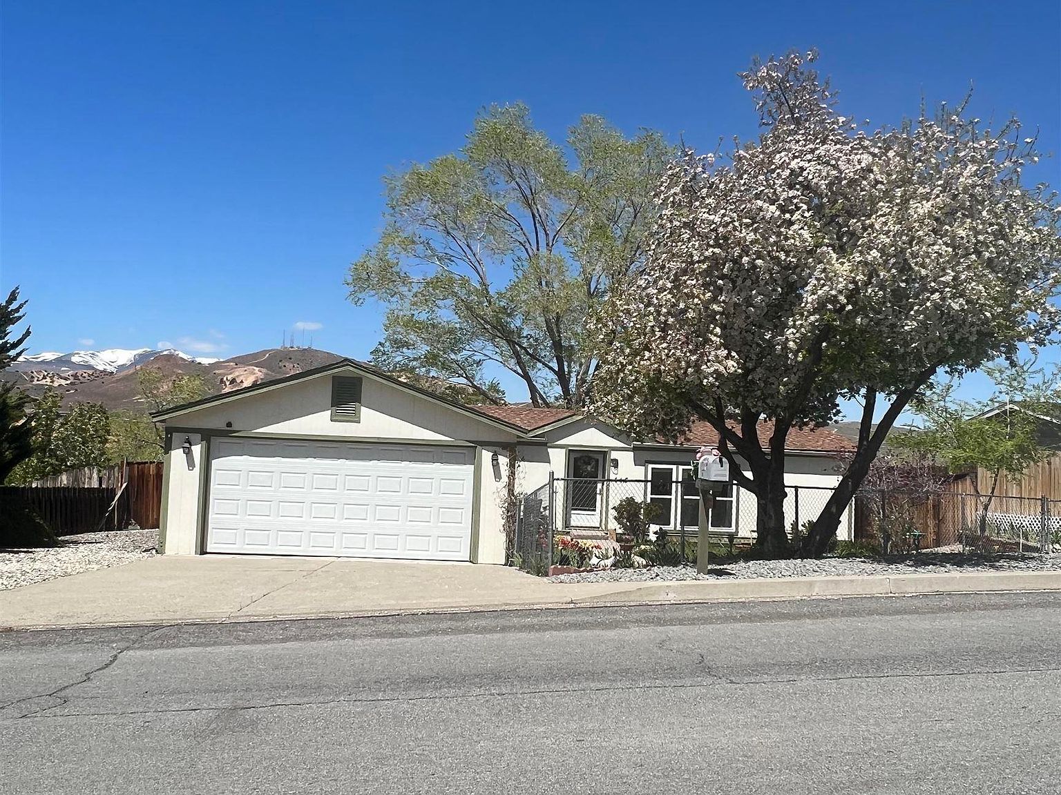 415 Summerhill Dr, Sun Valley, NV 89433 Zillow