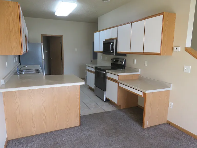 4210 47th St S #L — Photo 2