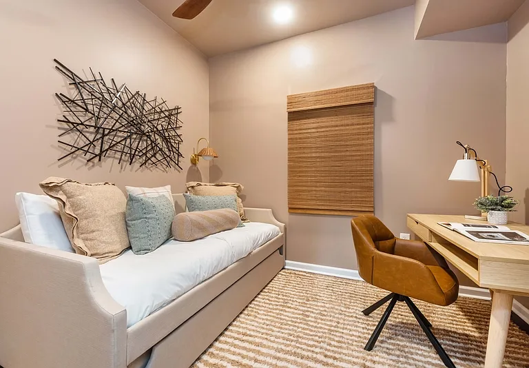 1351 Oxford Rd NE #2 — Photo 32