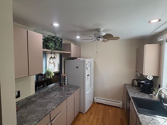 5th image of 1465 Hooksett Road #207