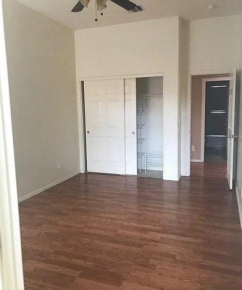 1085 San Tropez Ct — Photo 12