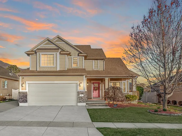 777 E Apple Blossom Way, Fruit Heights, UT 84037