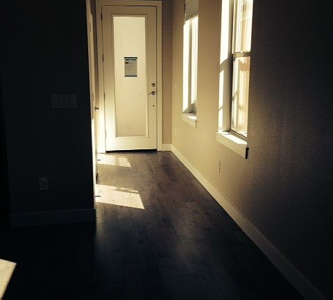 4th image of 441 N Galapago St