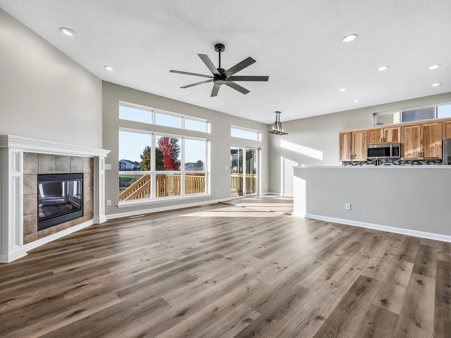 4 bed, 2441 sqft, $3,750 — Photo 1
