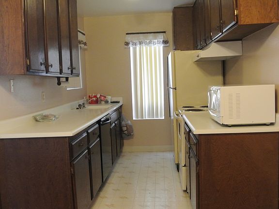 2nd image of 870 Avenue B APT 602