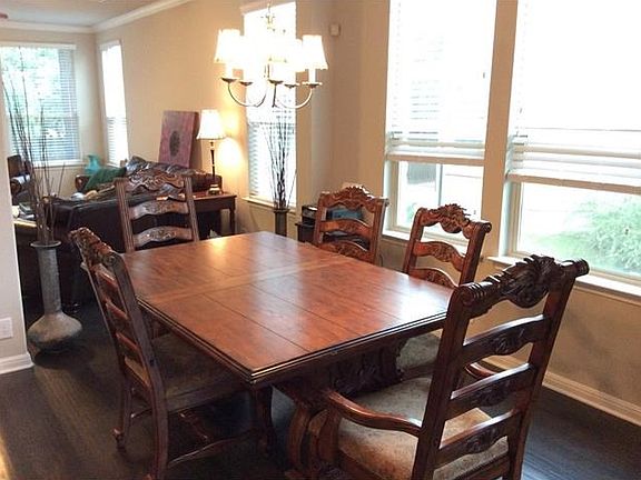 4th image of 411 S Meadowlark St #B