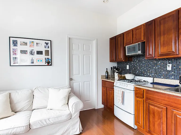108 Stanton St #3A — Photo 4