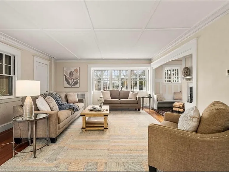 12 Leighton Rd #12 — Photo 2
