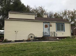 4225 NE 3rd St, Des Moines, IA 50313