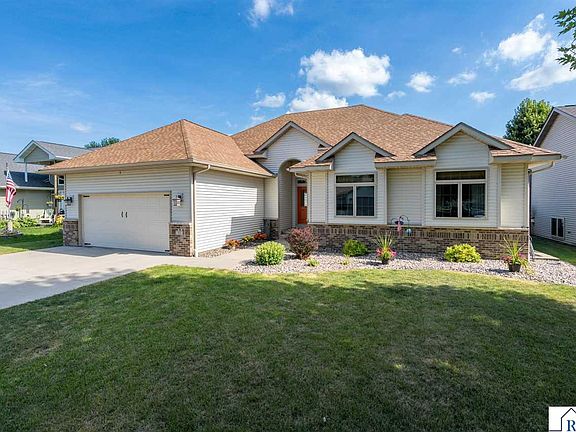 3rd image of 113 Cheetah Ln