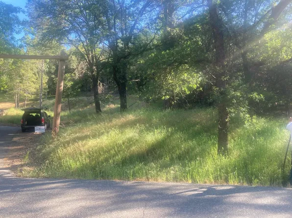 2320 Volley Rd, Meadow Vista, CA 95722