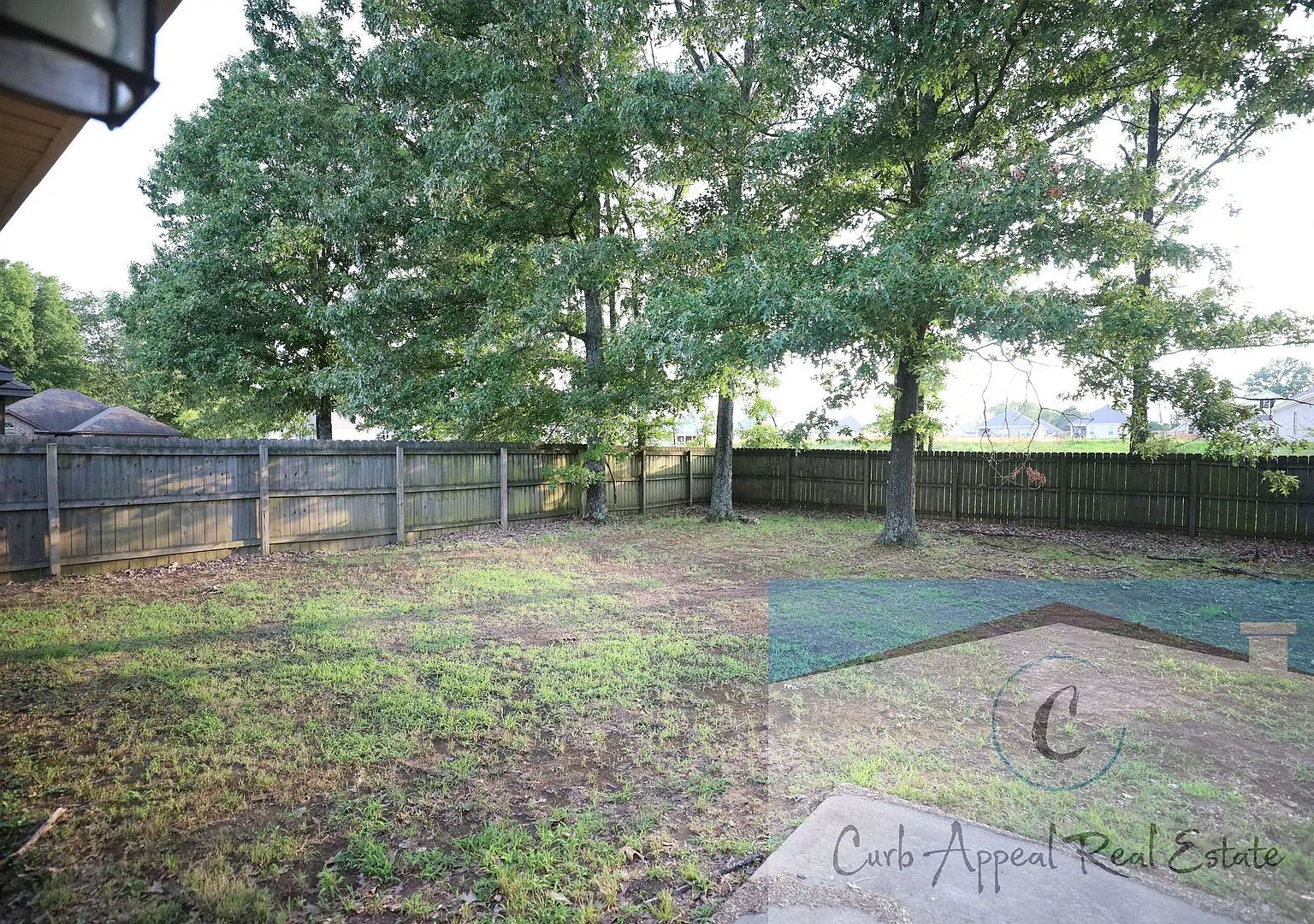 Beautiful 3-Bedroom Home Near Hilltop Nettleton Schools Washer/Dryer Connections! — Photo 3