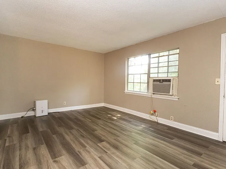 387 Alice Dr #C — Photo 7