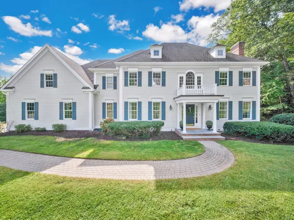 99 Bridgewater Drive, Avon, CT 06001