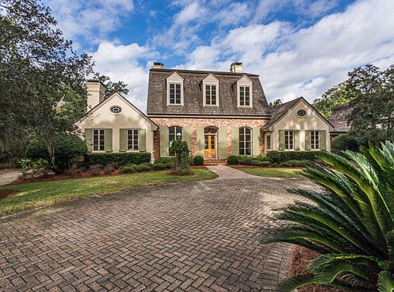 2nd image of 446 Saint Annies Ln