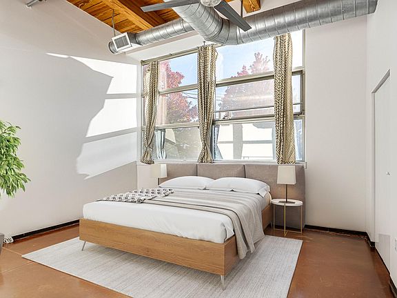 4th image of 120 Holmes St Unit 101