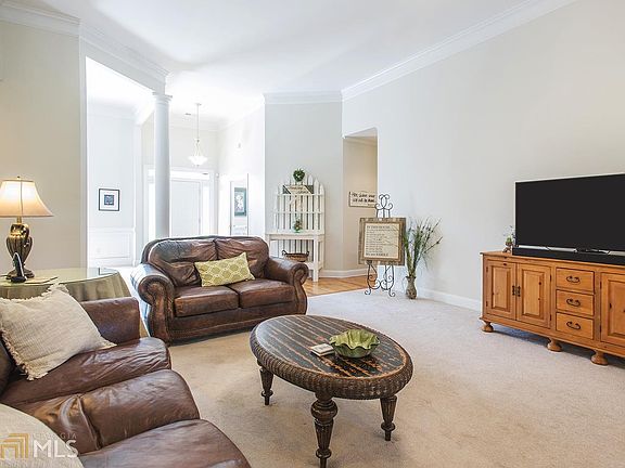 5th image of 310 Horizon Ct
