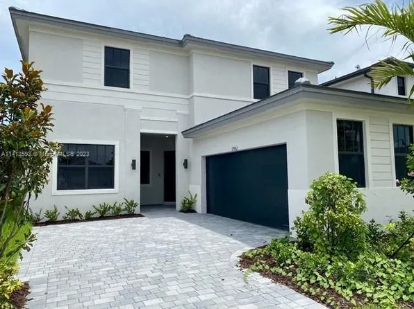 17552 SW 46th St, Hollywood, FL 33029