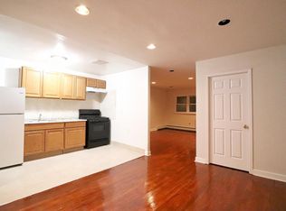 819 E 215th St, Bronx, NY 10467