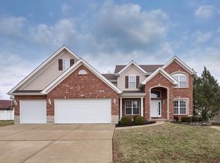 151 Catamaran Dr, Lake Saint Louis, MO 63367