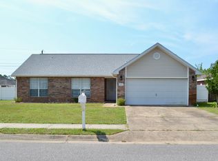 8263 Cosica Blvd, Navarre, FL 32566
